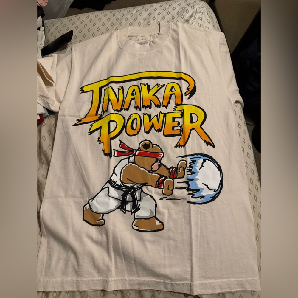 Imaka short (men’s size small) brand new